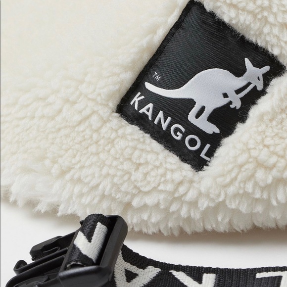 KANGOL x H&M Belt Bag Faux Shearling - Picture 8 of 12